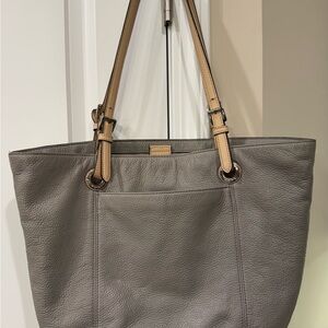 Michael Kors gray cream Pebbled Leather jet set tote Good pre owned condition
